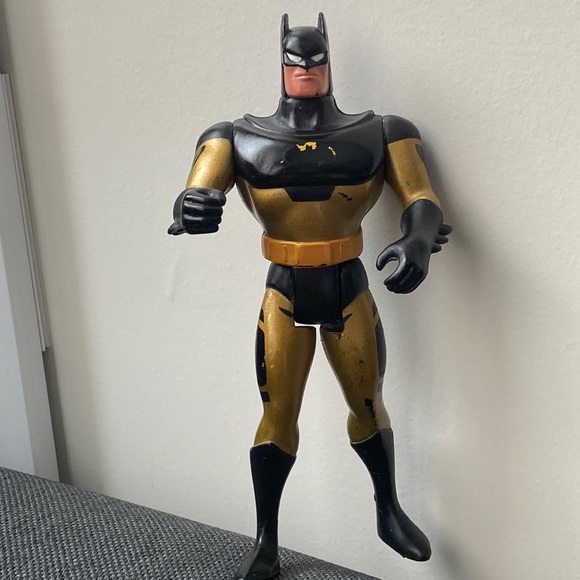 Rare Gold & Black BATMAN kenner 1993 Action Figure DC Comics - Picture 1 of 7